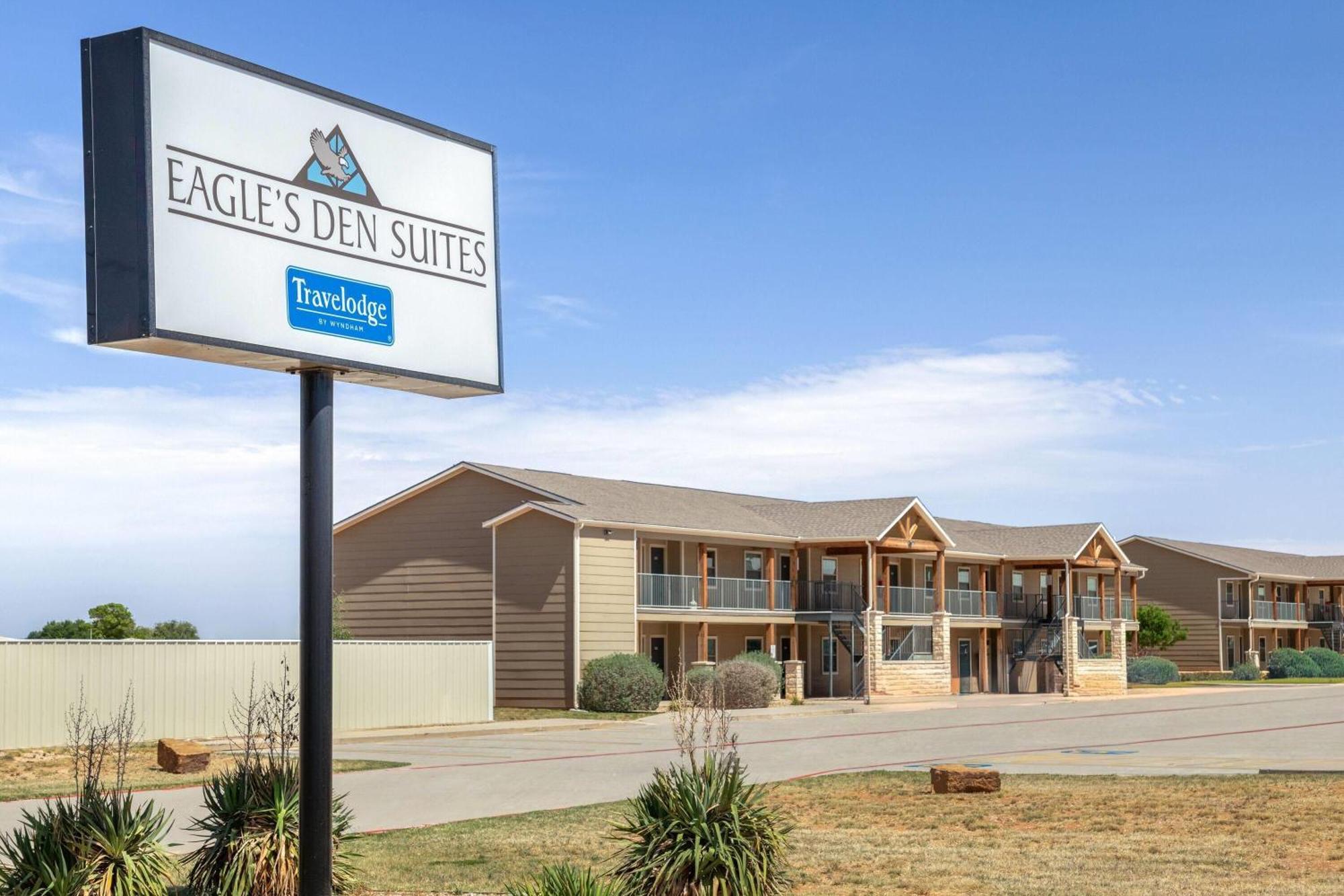 Eagle'S Den Suites Andrews A Travelodge By Wyndham 外观 照片